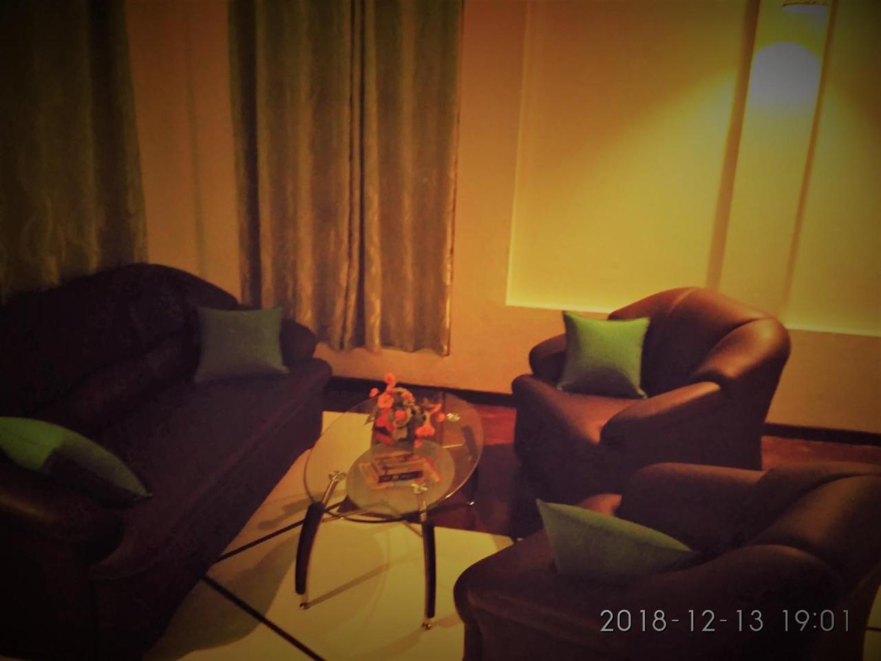 Nilas Guesthouse Hikkaduwa Extérieur photo